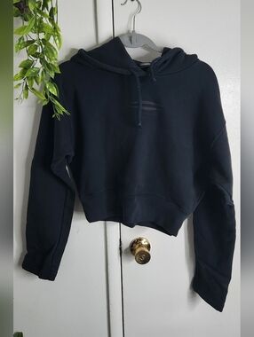 🔥Harley-Davidson Cropped Hoodie 🖤 Minimal Logo Pullover 🏍🔥